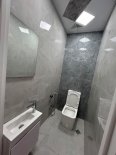 2 otaqlı mənzil satılır 8/12